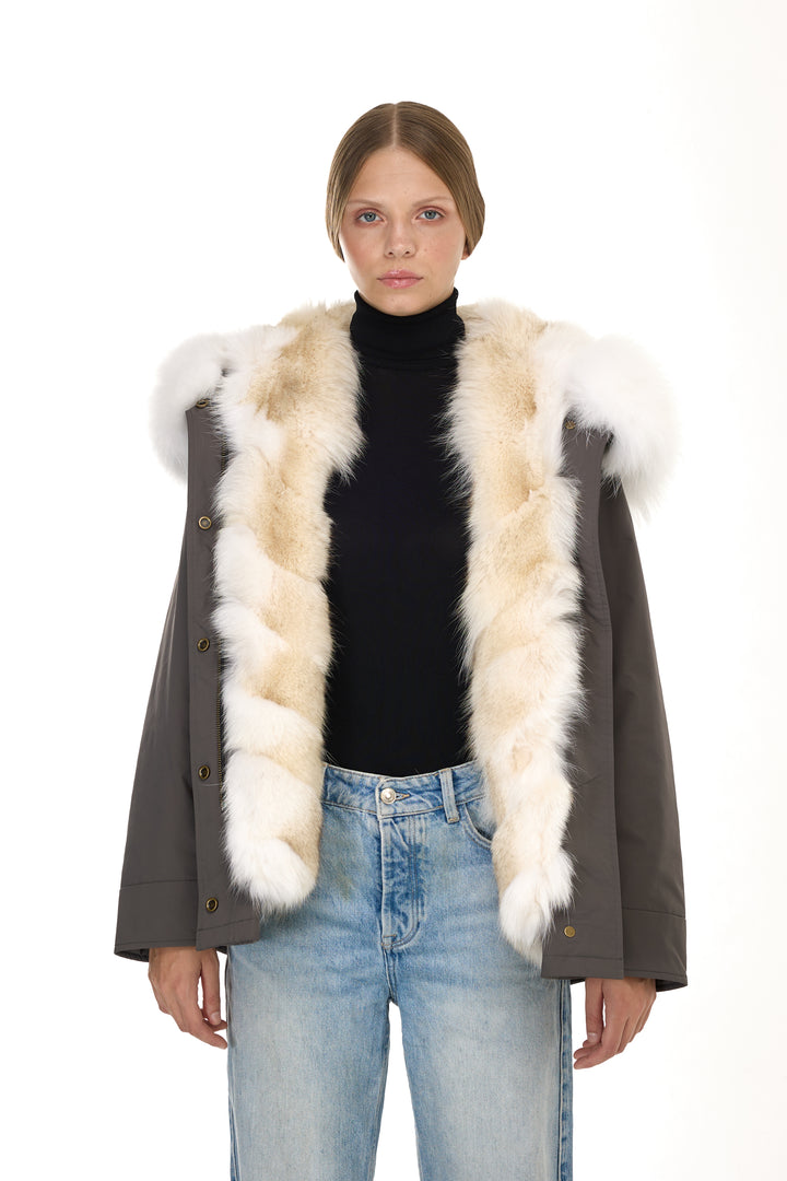 Urban short Parka in Water Repellent Blend with Coyote Fur Vest – White