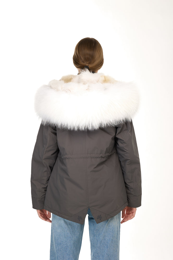 Urban short Parka in Water Repellent Blend with Coyote Fur Vest – White