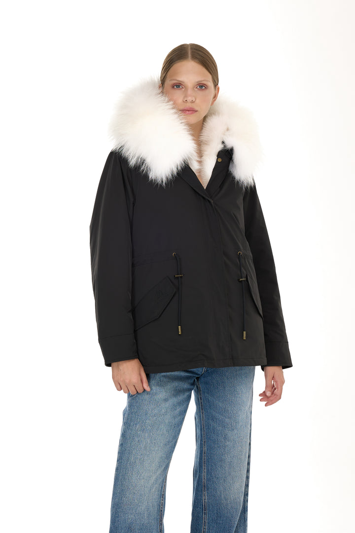 Urban short Parka in Water Repellent Blend with Coyote Fur Vest – White