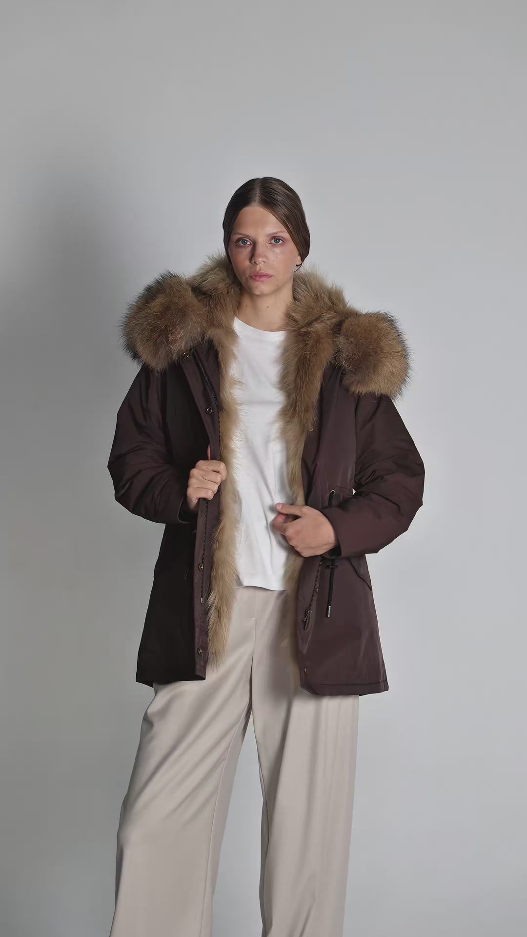 Urban Short Parka With Finland Raccoon – Camel